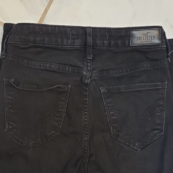 Hollister Black Skinny Jeans Stretch Denim - Picture 4 of 5